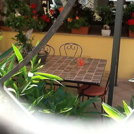 Nuvole Πανσιόν 3*